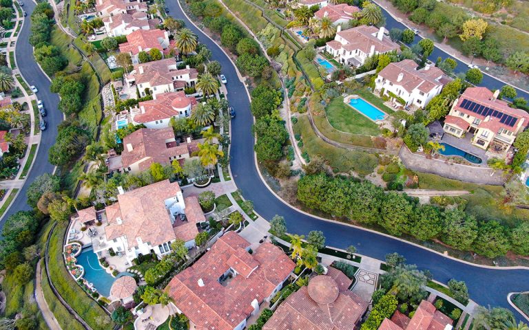 luxury crystal cove homes